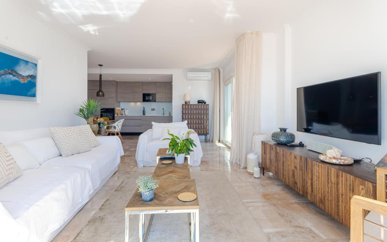 Heavenly Views From Frontline Penthouse Marbellac